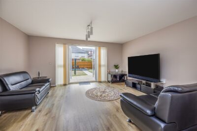 house - end terrace for sale union road