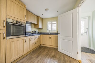 house - end terrace for sale union road