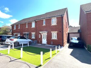 house - end terrace for sale union road