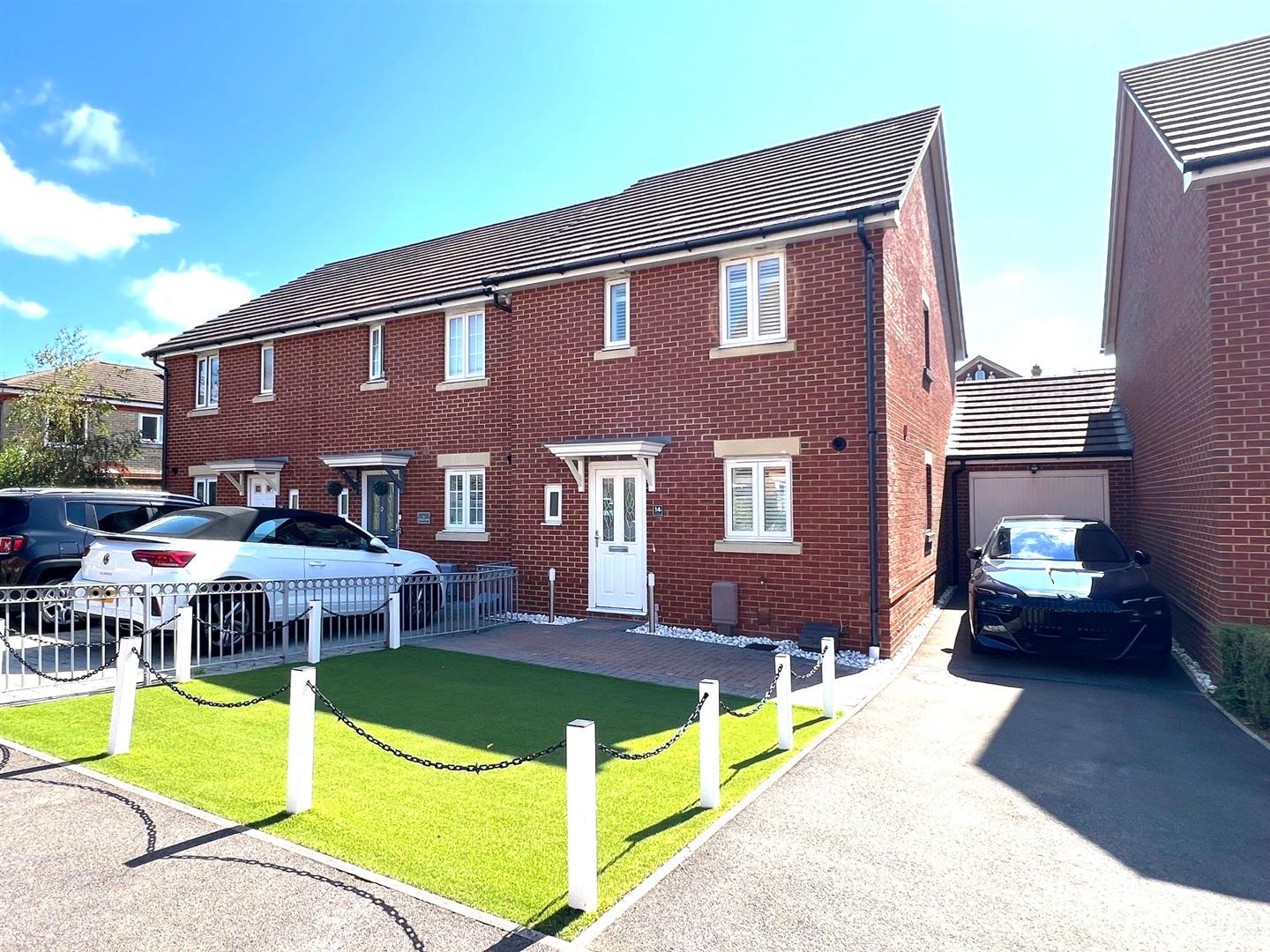 house - end terrace for sale union road
