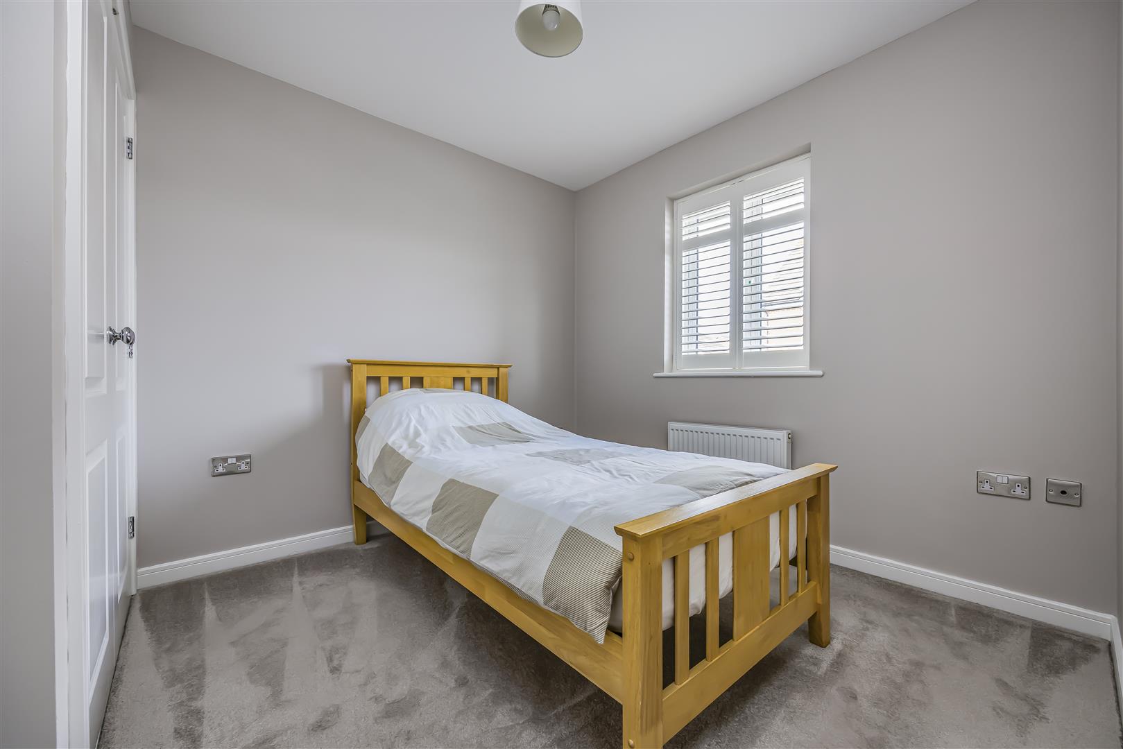 house - end terrace for sale union road