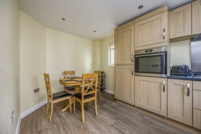 house - end terrace for sale union road