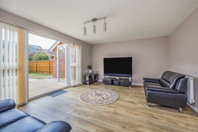 house - end terrace for sale union road