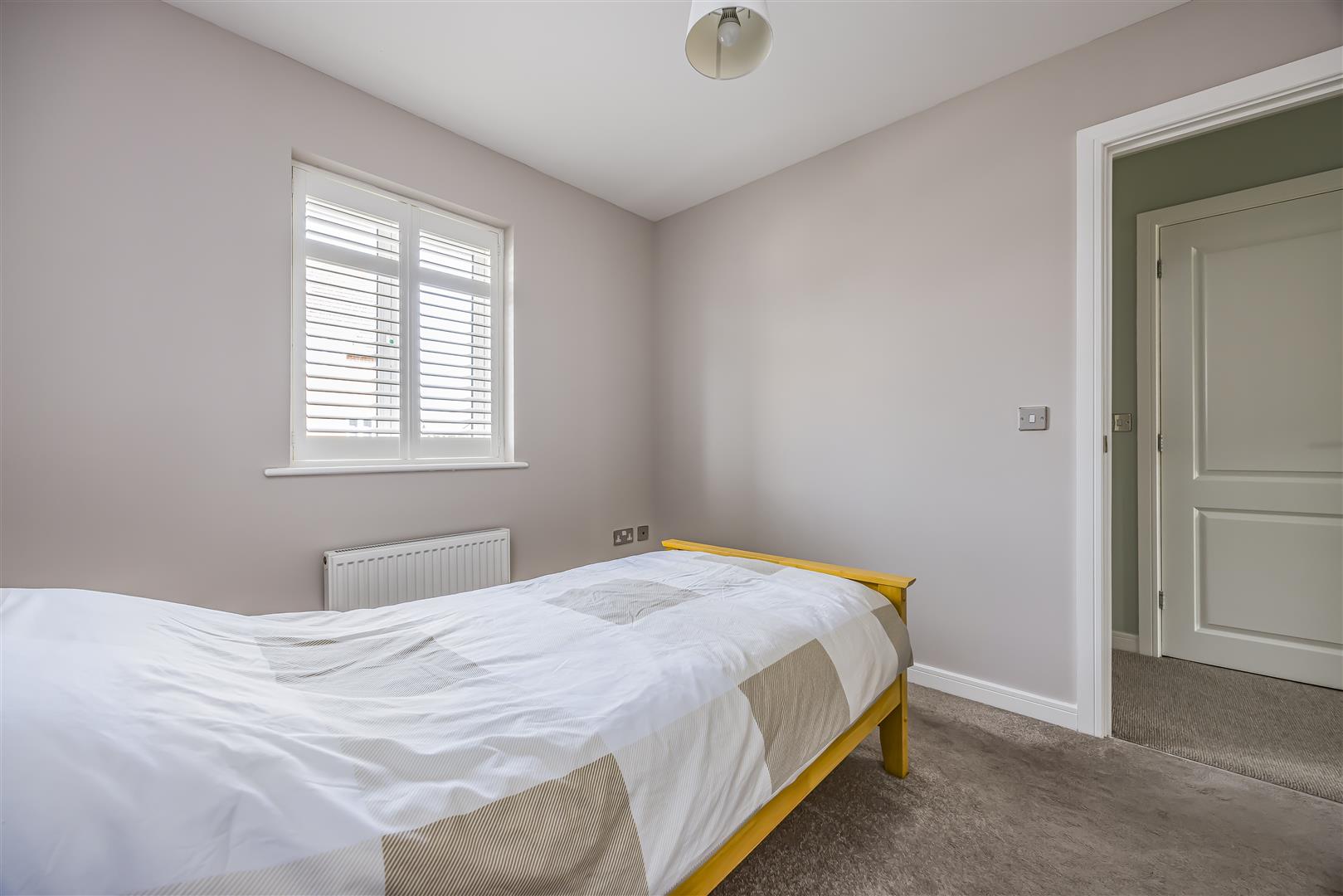 house - end terrace for sale union road