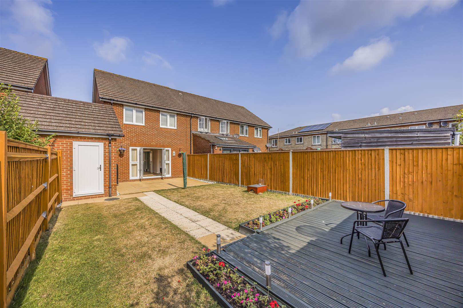 house - end terrace for sale union road