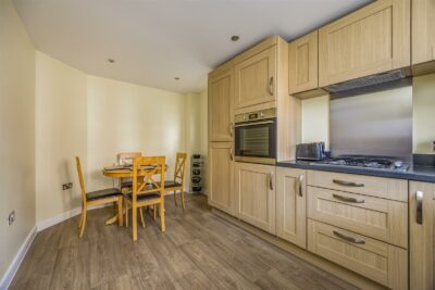 house - end terrace for sale union road