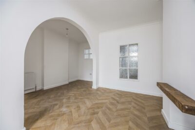 house - end terrace for rent catisfield road
