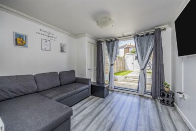flat for sale north end avenue