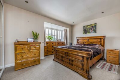house - detached for sale pipit close