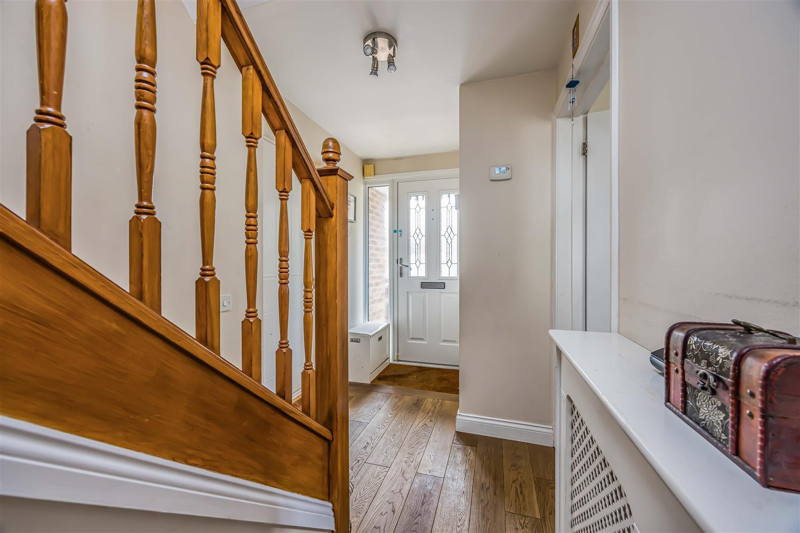 house - detached for sale pipit close