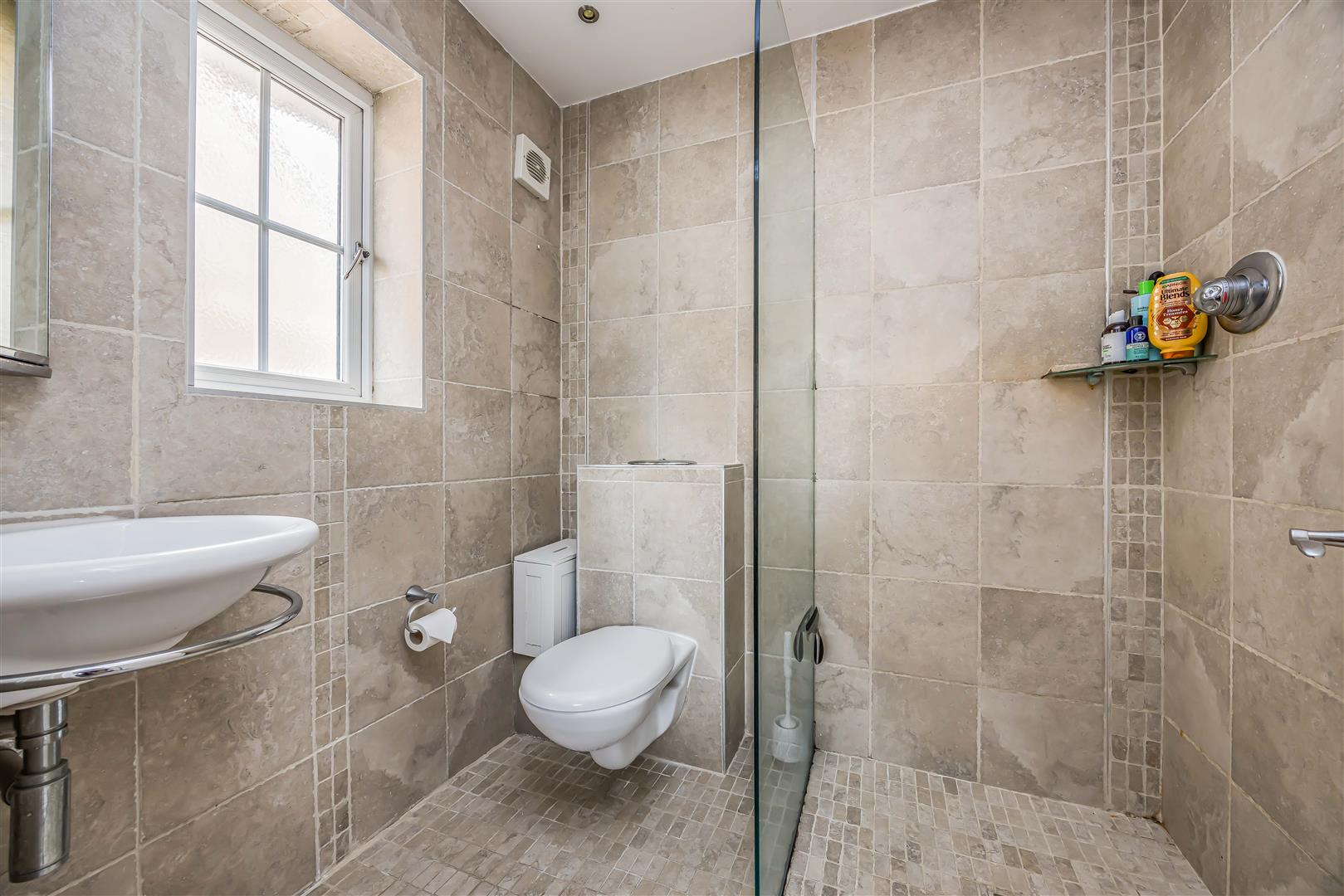 house - detached for sale pipit close