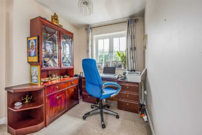 house - detached for sale pipit close