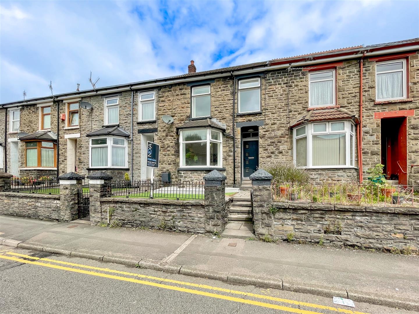 house for sale ynyswen road