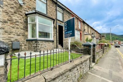 house for sale ynyswen road