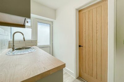 house for sale ynyswen road