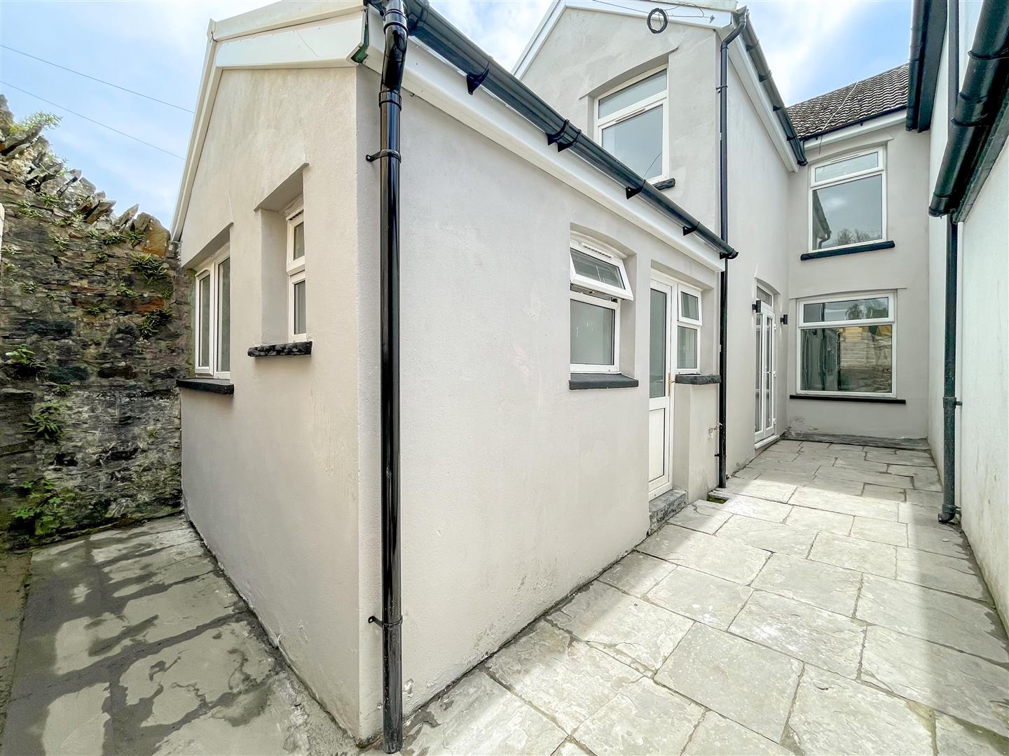house for sale ynyswen road