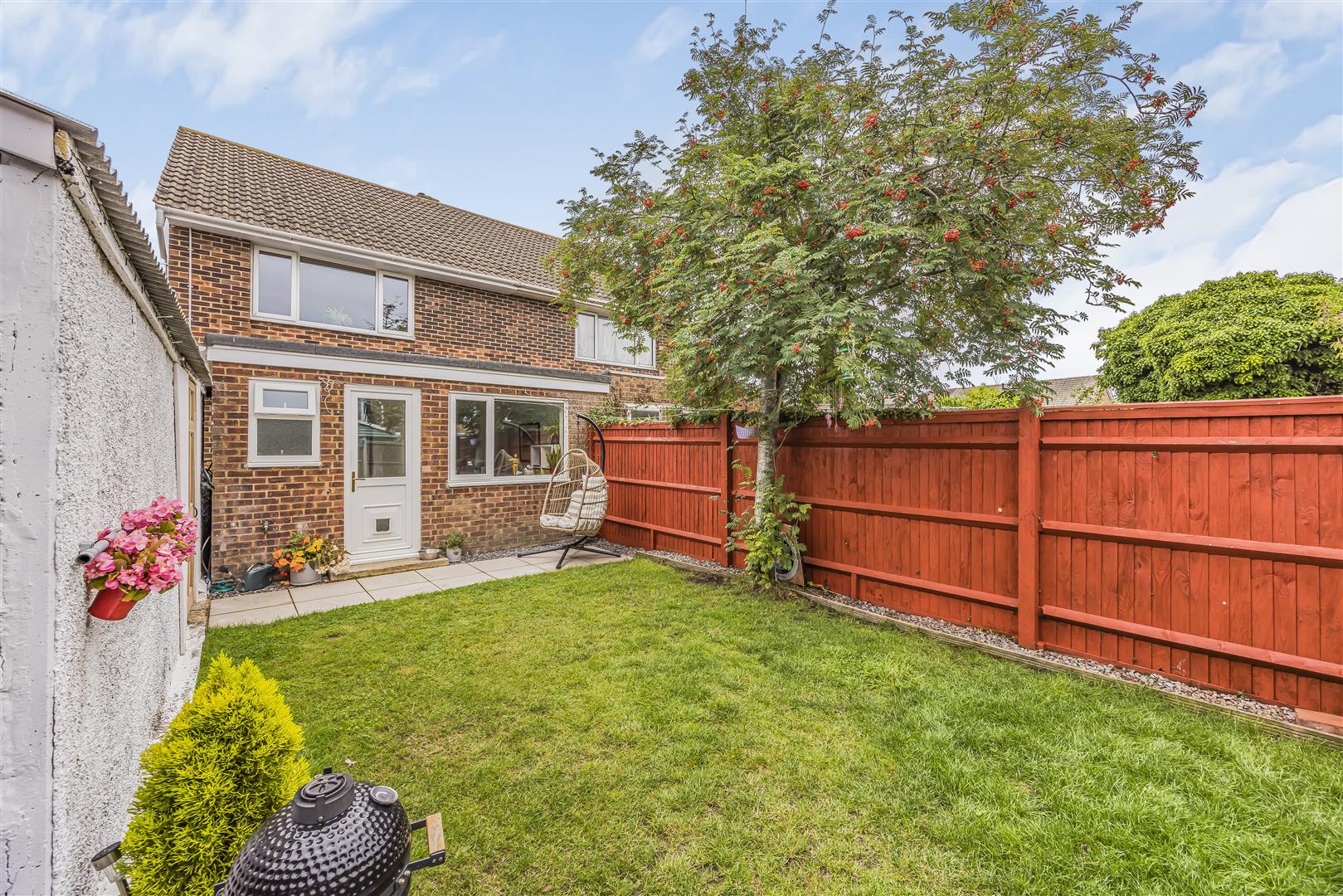 house - semi-detached for sale overton road
