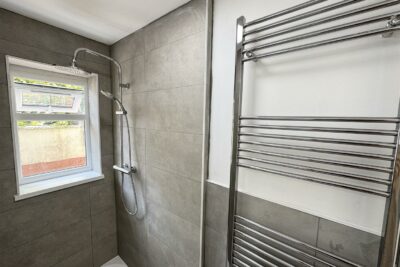 house - terraced for rent new road