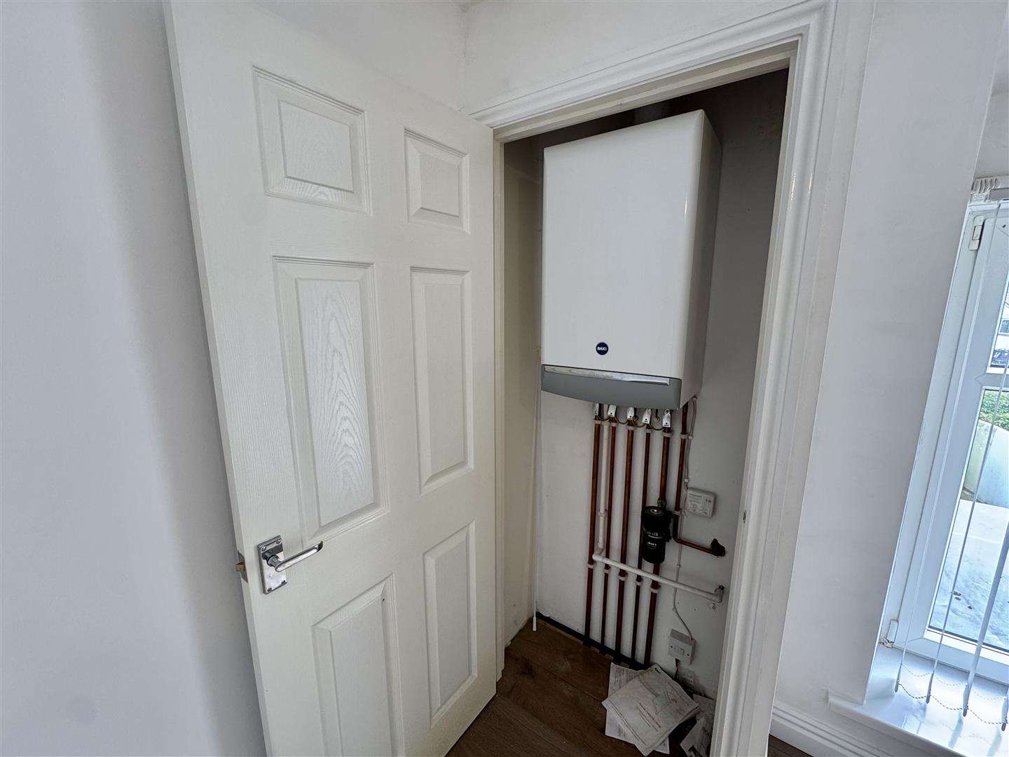 house - terraced for rent church road