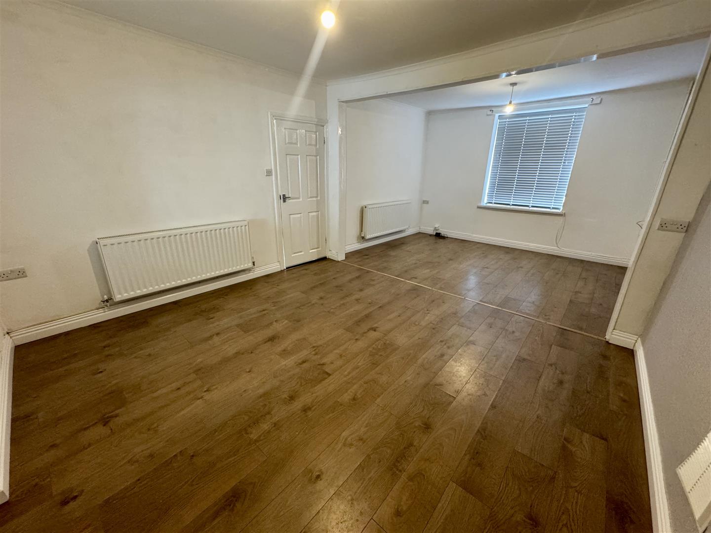 house - terraced for rent church road