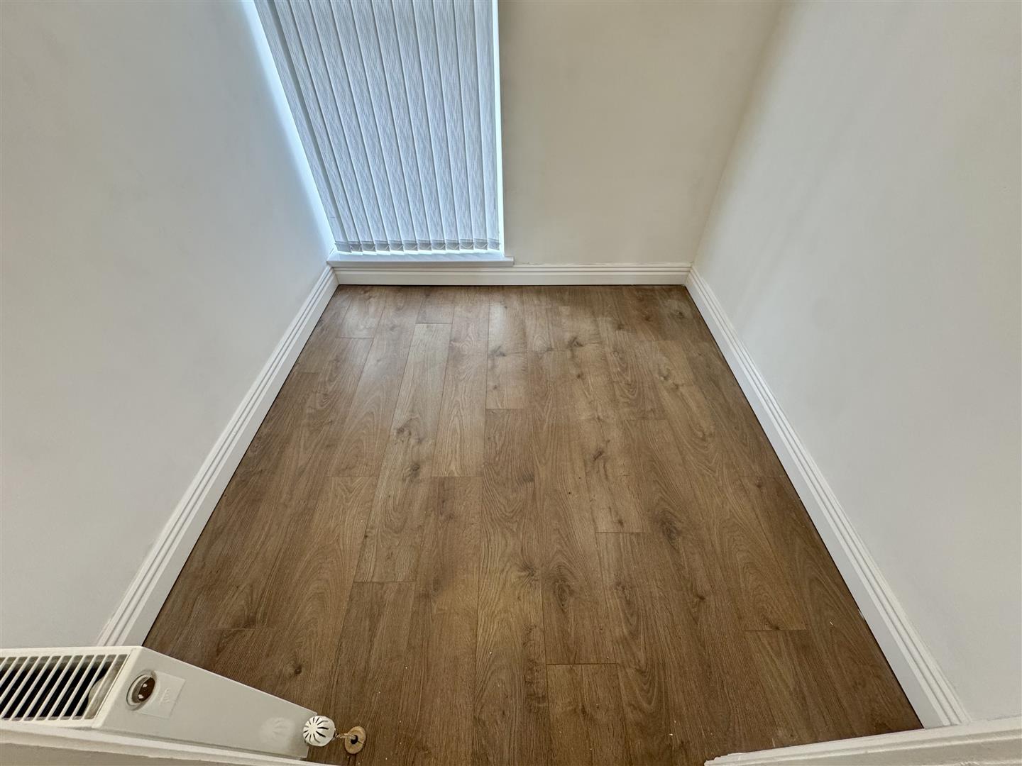 house - terraced for rent church road