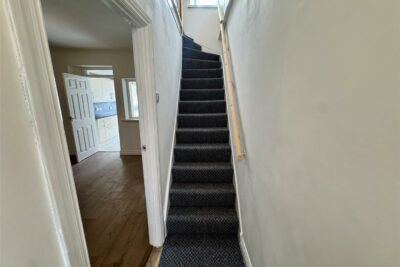 house - terraced for rent church road