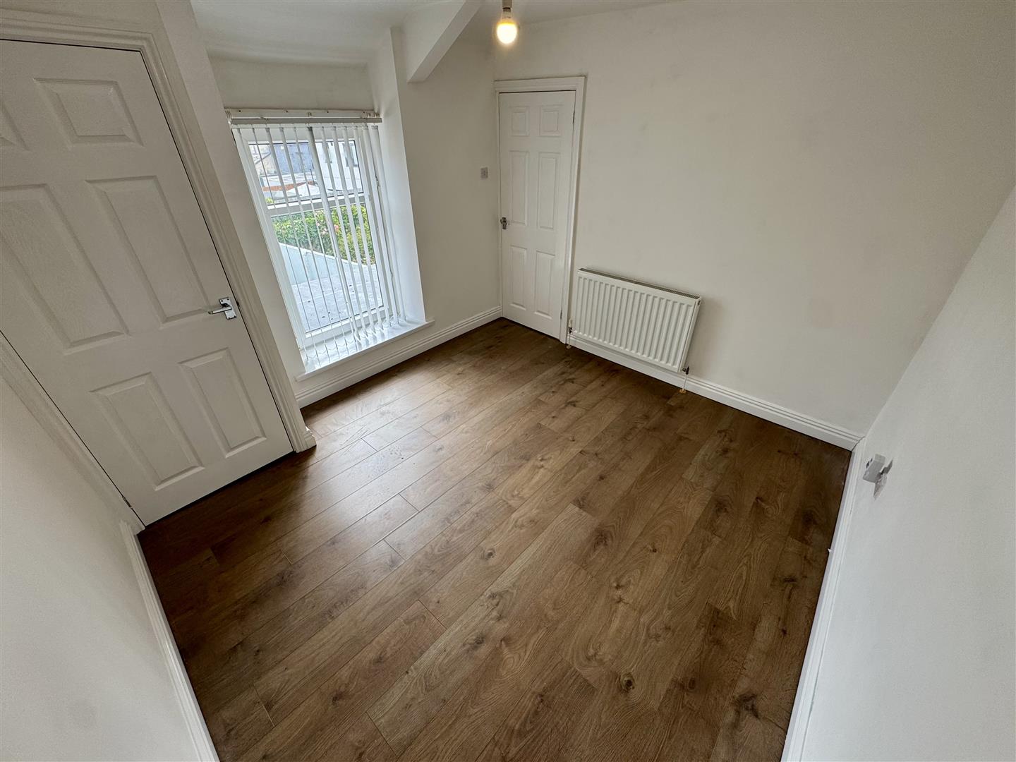 house - terraced for rent church road