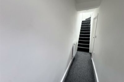 house - terraced for rent webster street