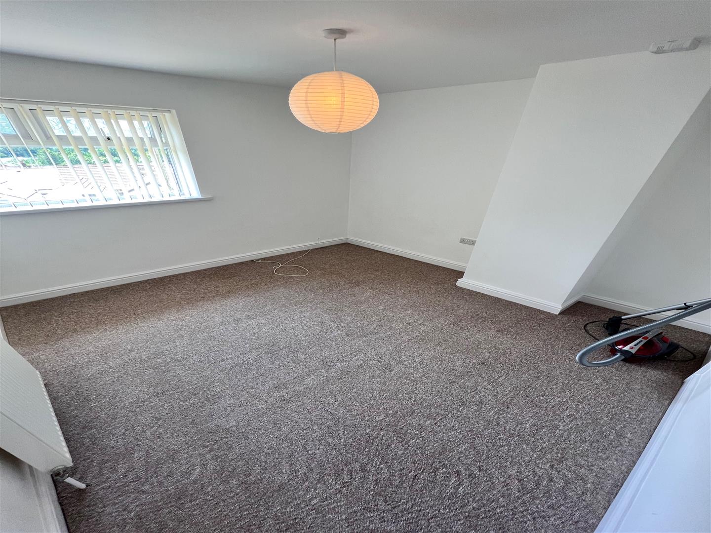 house - semi-detached for rent bryn heulog