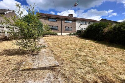 house - semi-detached for rent bryn heulog