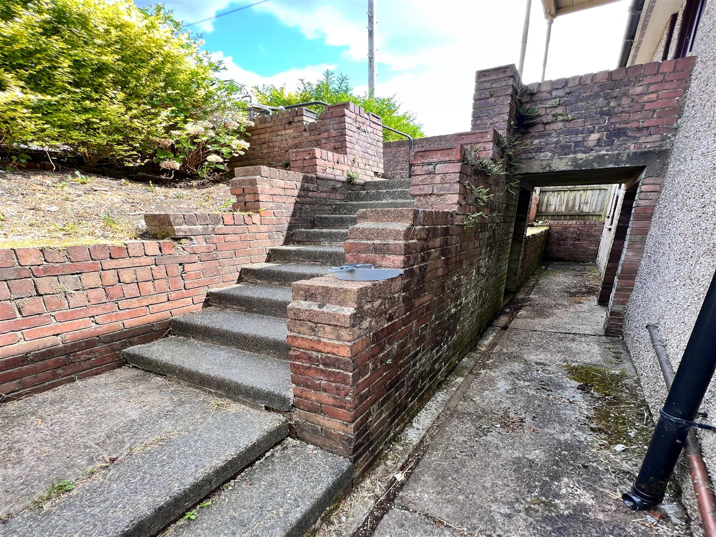 house - semi-detached for rent bryn heulog