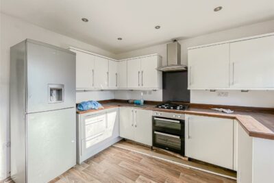 house - terraced for sale cross roads