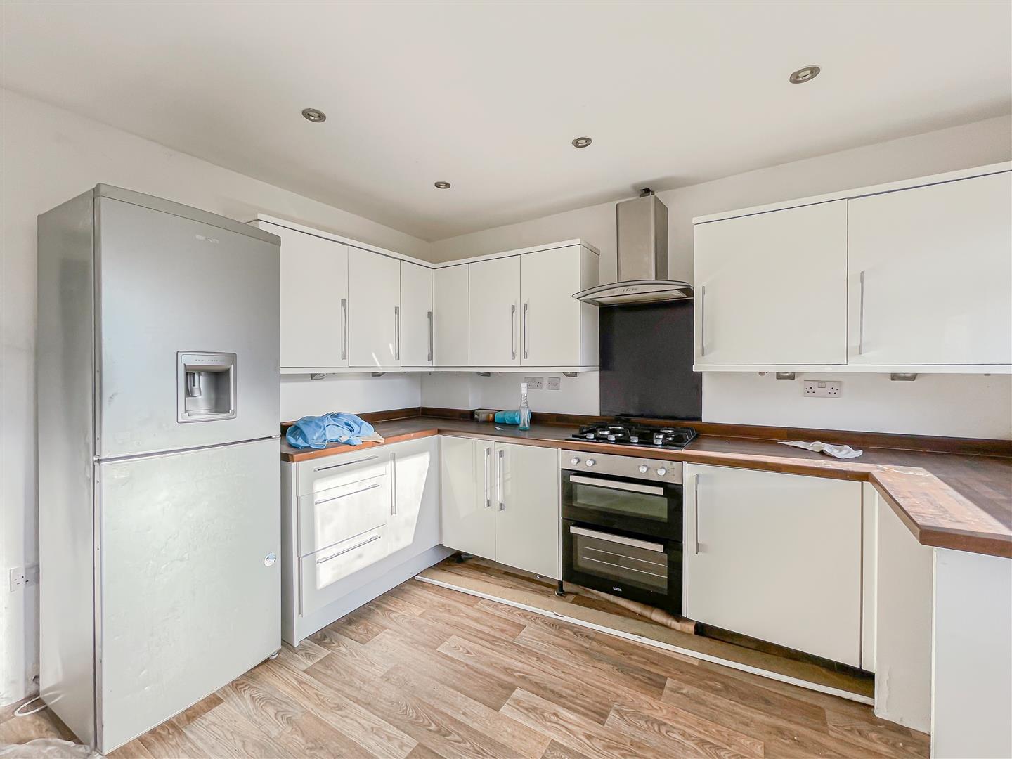 house - terraced for sale cross roads