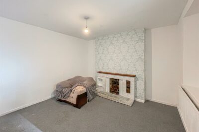 house - terraced for sale cross roads