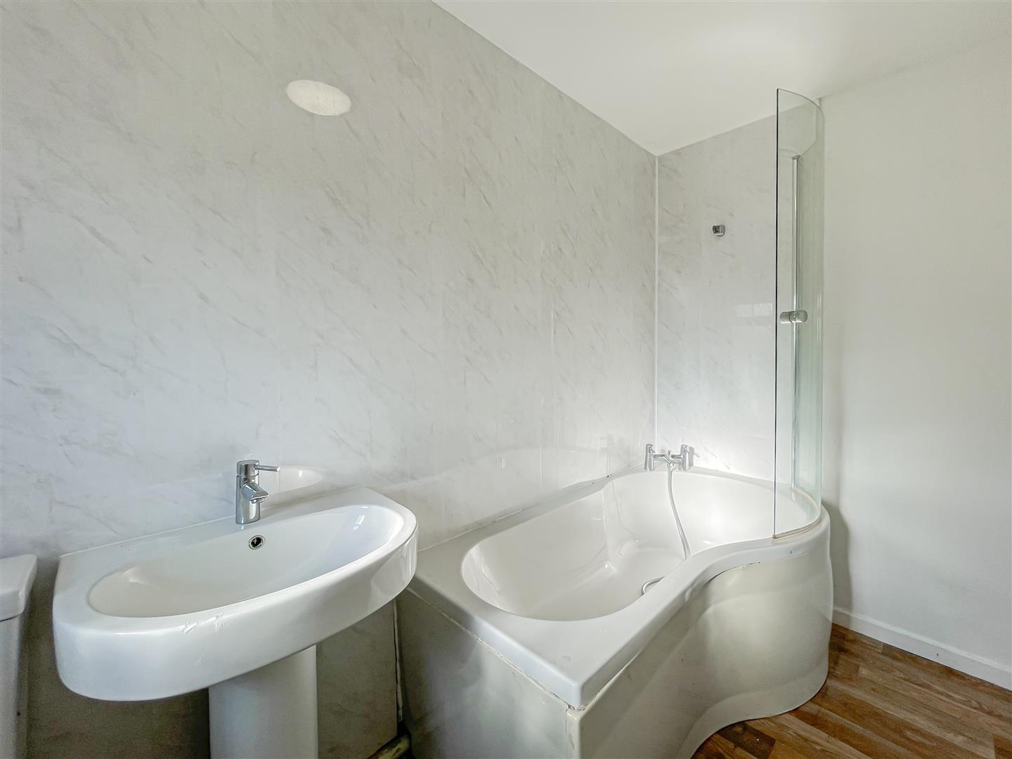 house - terraced for sale cross roads