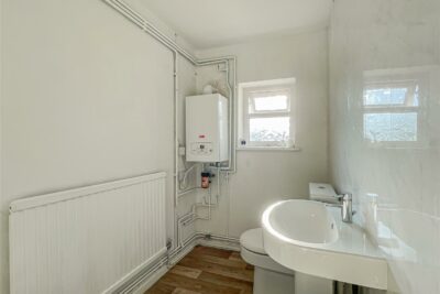 house - terraced for sale cross roads