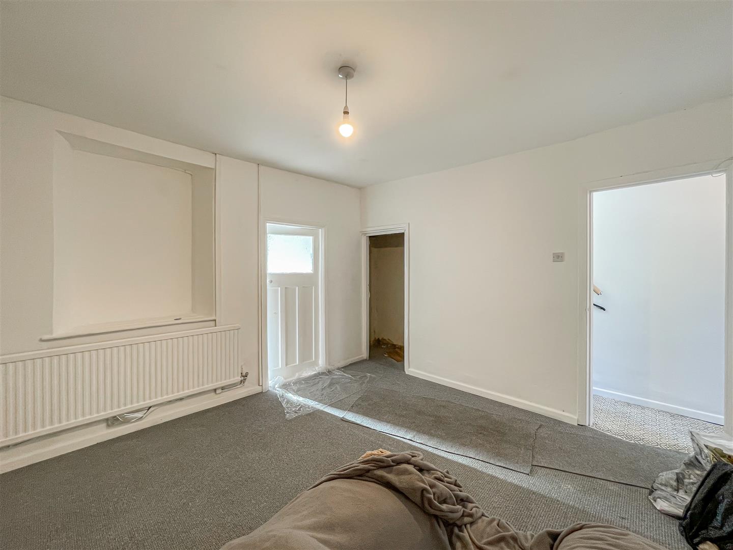 house - terraced for sale cross roads