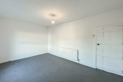 house - terraced for sale cross roads