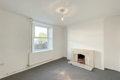 house - terraced for sale cross roads
