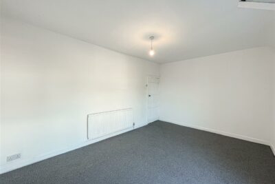house - terraced for sale cross roads