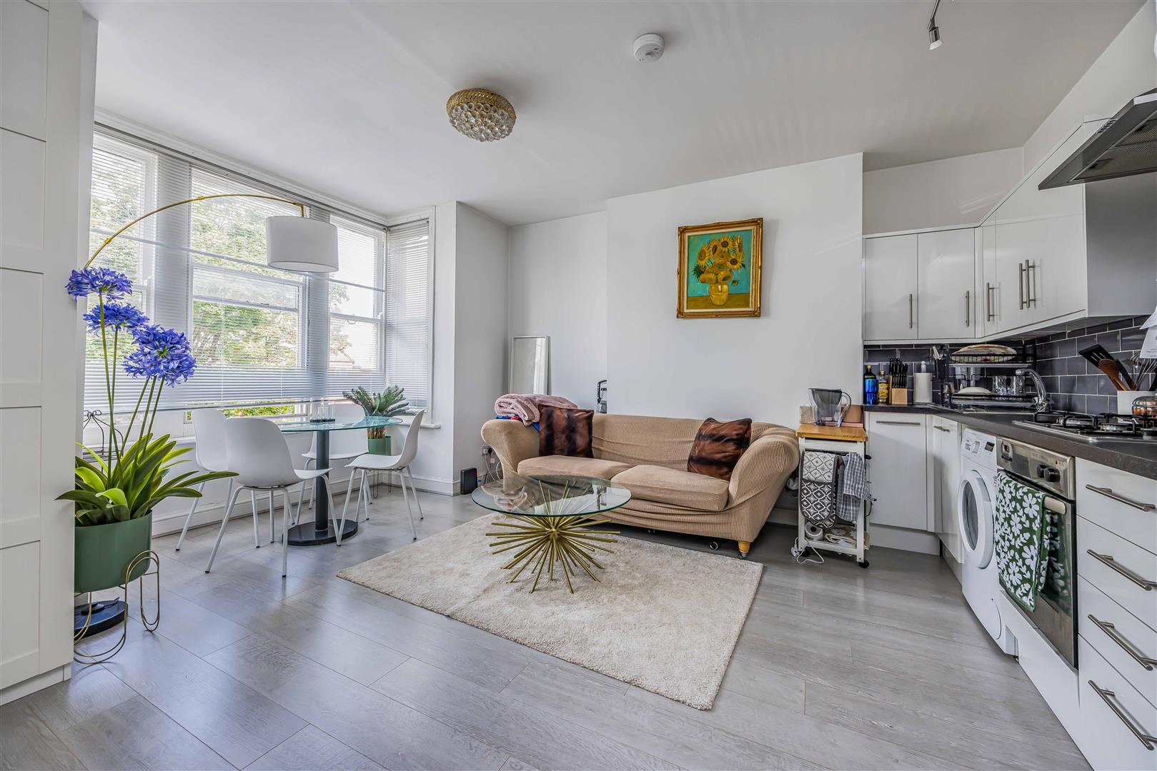 apartment for sale hampshire terrace