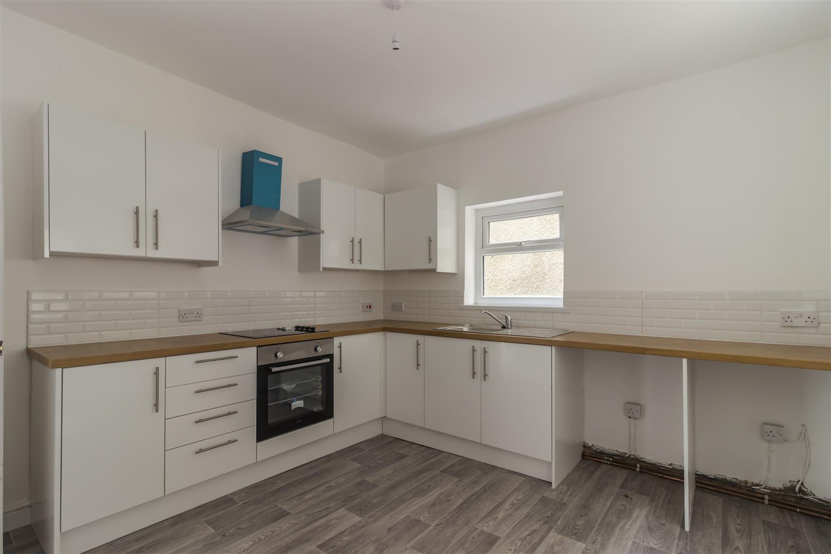 house - terraced for rent aberbeeg road