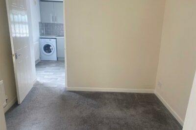 house - terraced for rent bryn crescent