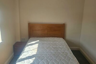 room for rent st. ronans road
