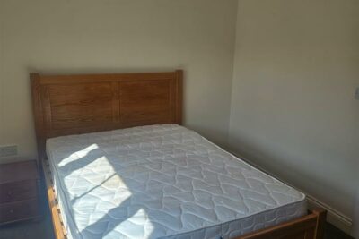 room for rent st. ronans road