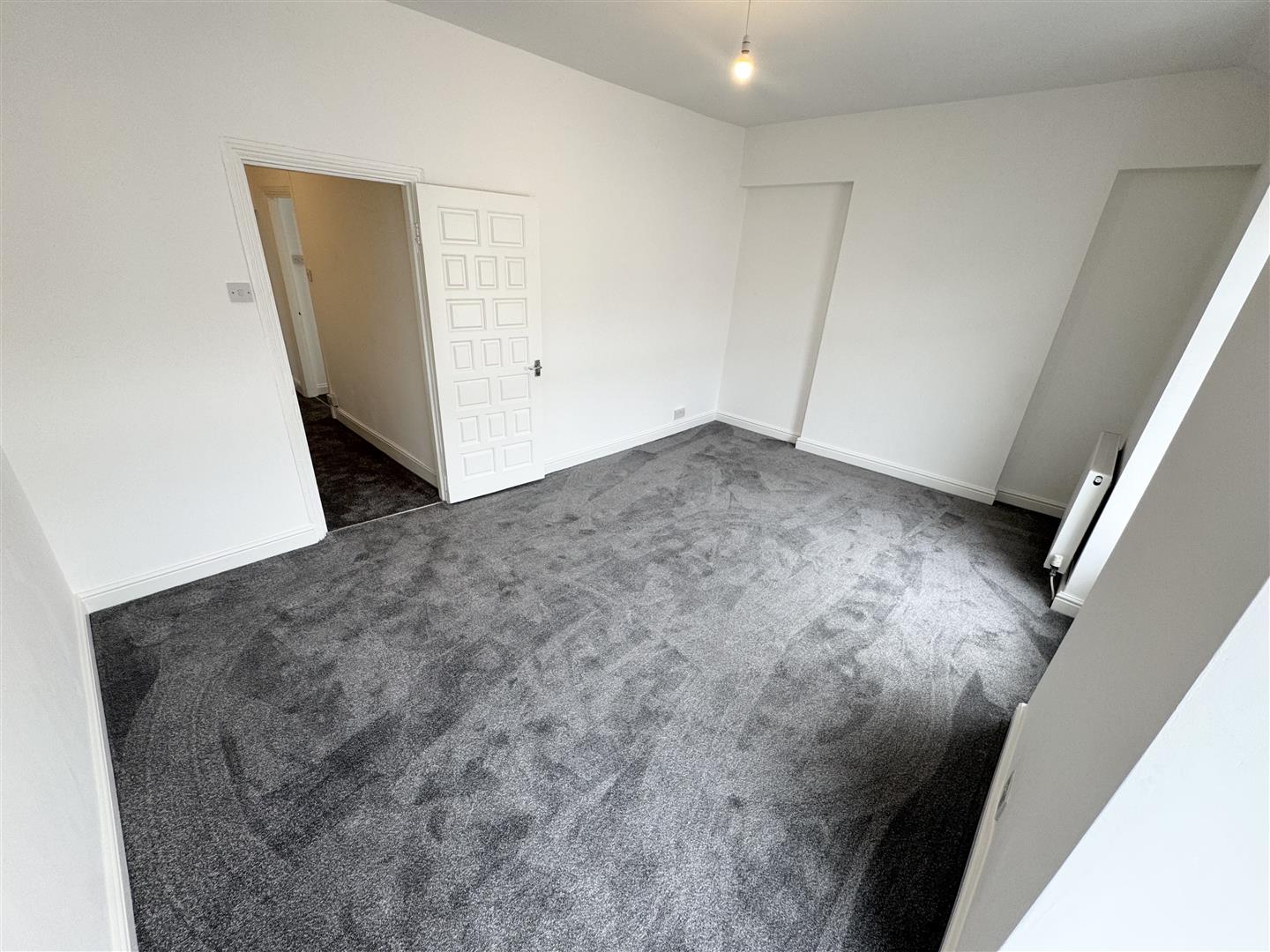 house - terraced for rent curre street