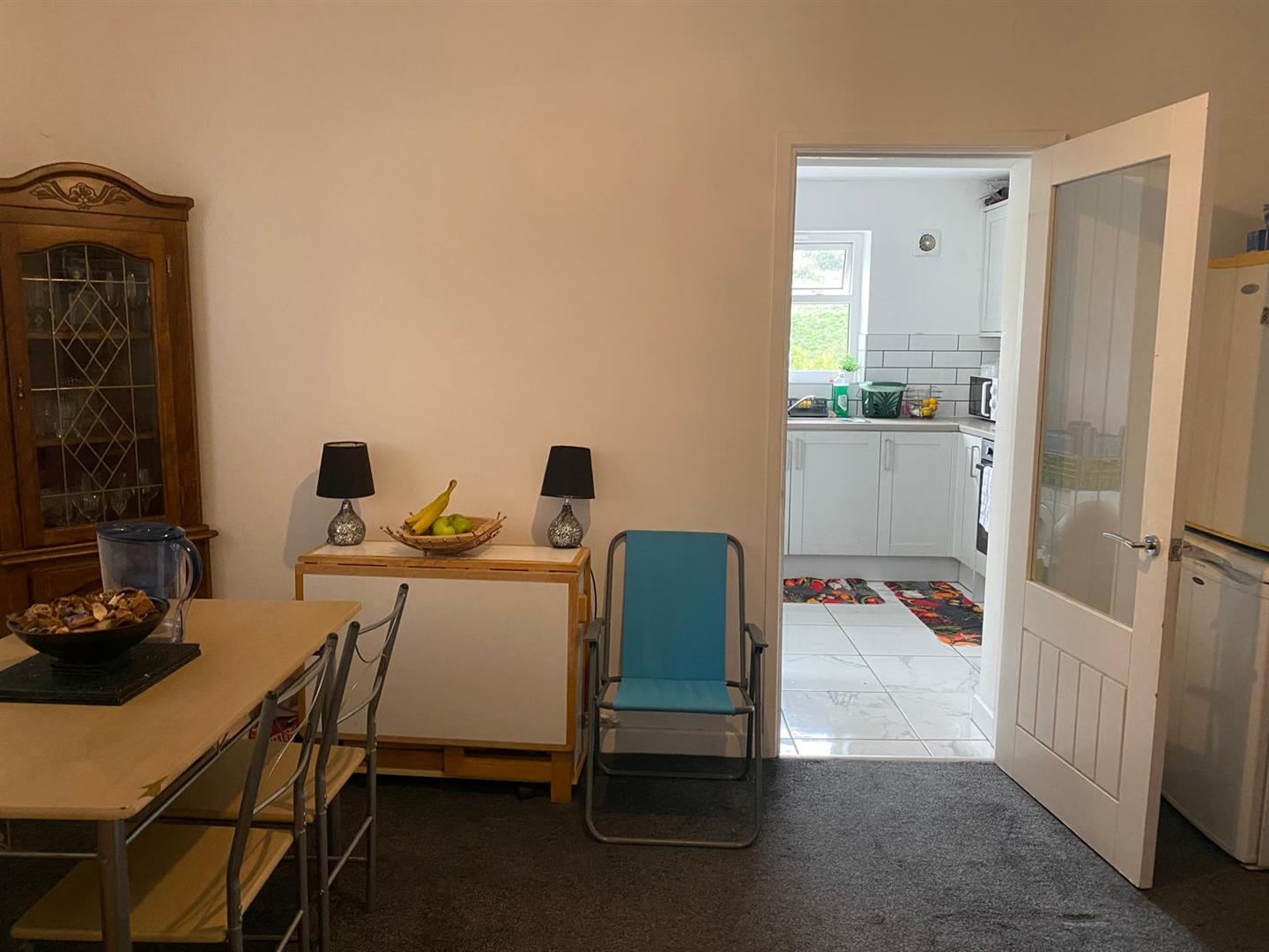 house - semi-detached for rent thomas street
