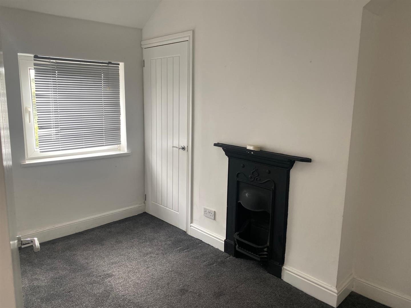 house - semi-detached for rent thomas street