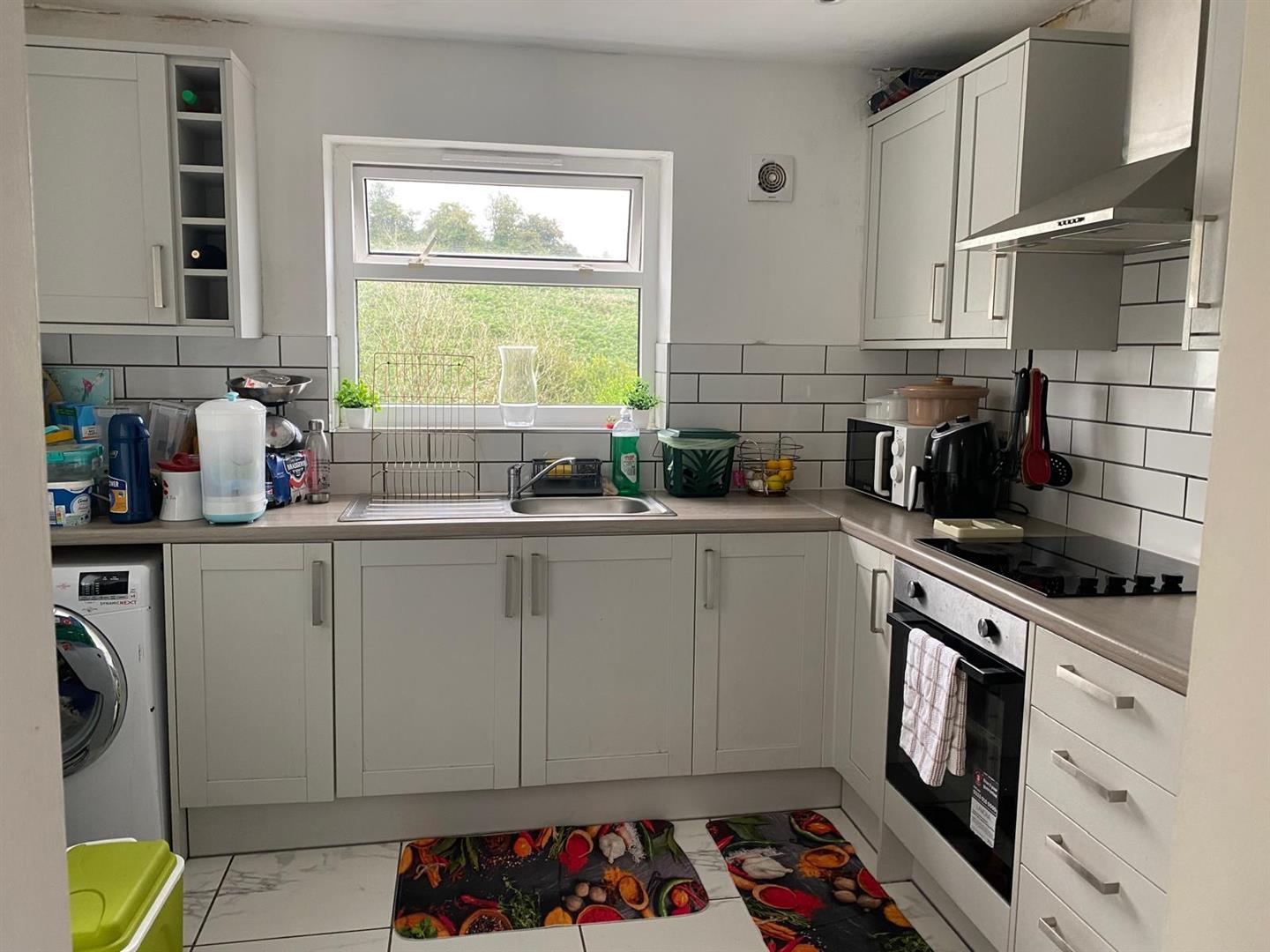 house - semi-detached for rent thomas street