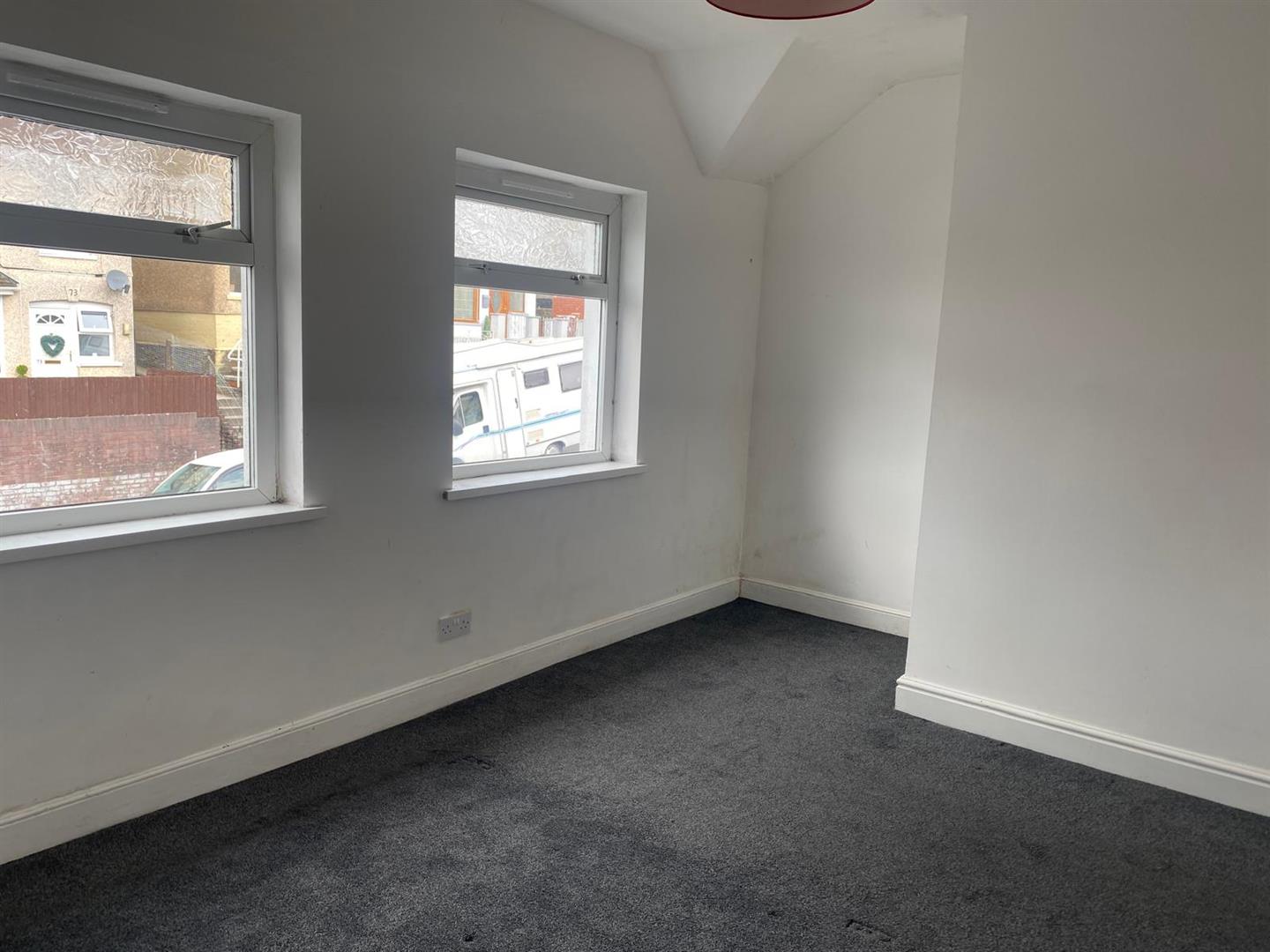 house - semi-detached for rent thomas street